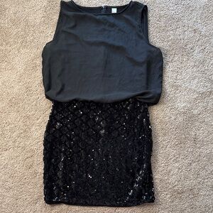 Chic Black Sleeveless Dress